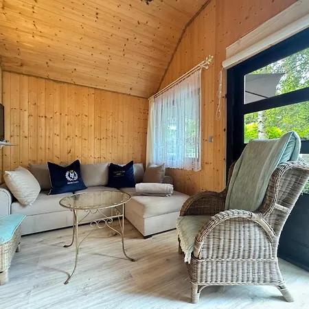 Holiday home Prowansja 2 - Rodzinny Domek Letniskowy Z Prywatnym Ogrodkiem Stegna (Pomerania)
