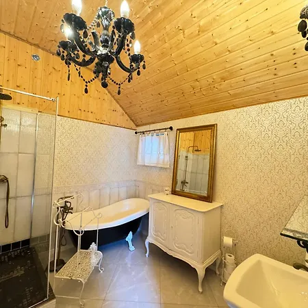Prowansja 2 - Rodzinny Domek Letniskowy Z Prywatnym Ogrodkiem Holiday home