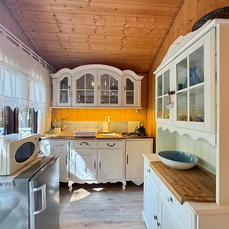 Prowansja 2 - Rodzinny Domek Letniskowy Z Prywatnym Ogrodkiem Holiday home