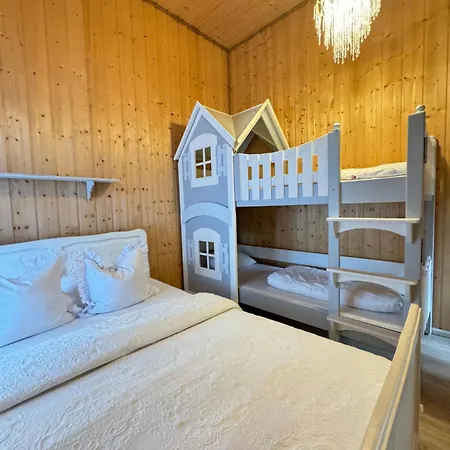 Holiday home Prowansja 2 - Rodzinny Domek Letniskowy Z Prywatnym Ogrodkiem *