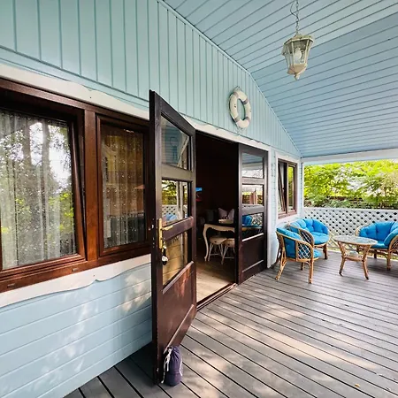 Prowansja 2 - Rodzinny Domek Letniskowy Z Prywatnym Ogrodkiem Holiday home